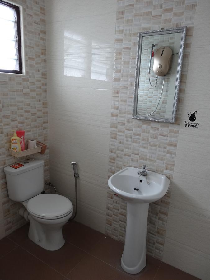 Homestay Buntong -rooms Only